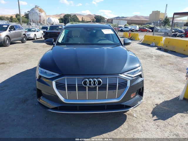WA1LAAGE4KB009805 Audi 2019