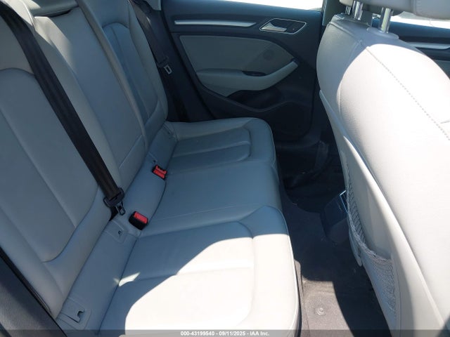 2017 AUDI A3 WAUAUGFF4H1041652 Photo 7