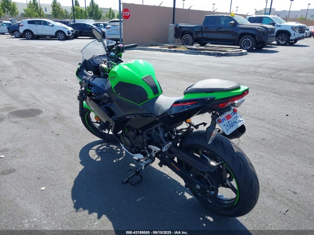 JKAEXKG12NDAF7210 Kawasaki Ninja 400
