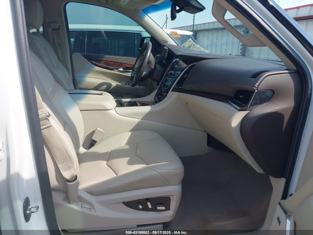 2016 CADILLAC ESCALADE 1GYS4CKJ8GR204257 Photo 4