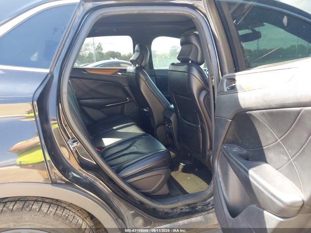 Lincoln MKC 2015 5LMCJ1A98FUJ26730 Image 8