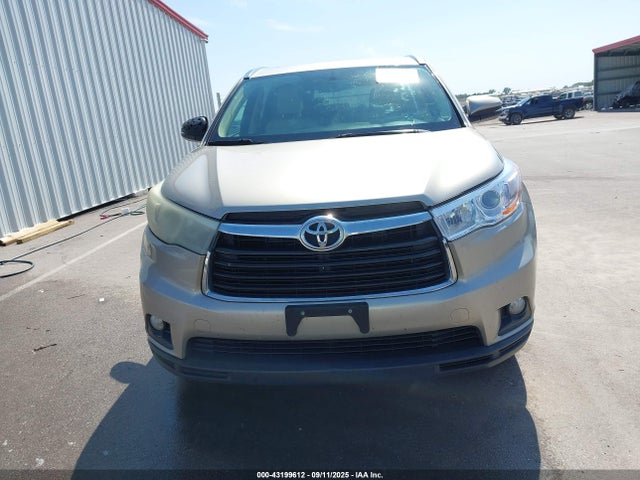 Toyota 2gr-fe 2015 5TDJKRFHXFS110799 Image 12