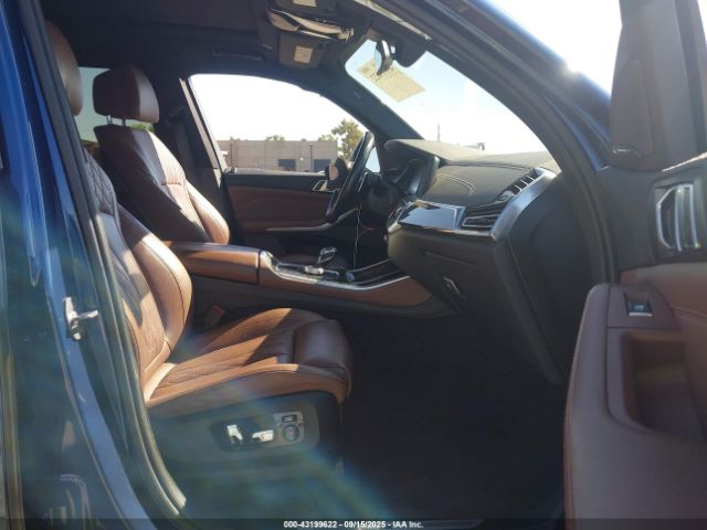 2020 BMW X5 5UXCR6C03LLL74881 Photo 4