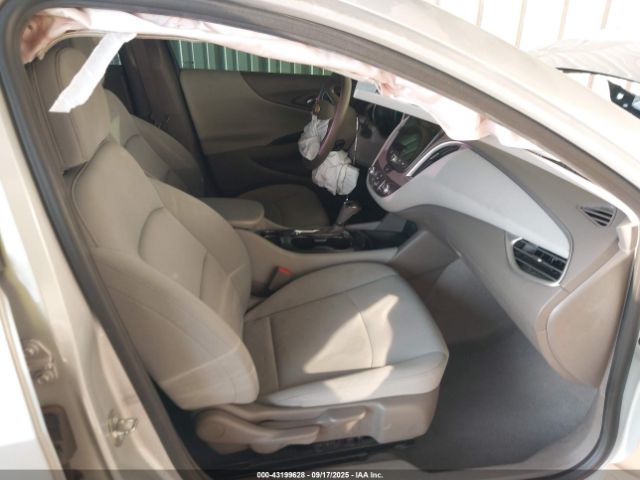 2019 CHEVROLET MALIBU 1G1ZC5ST3KF134352 Photo 4