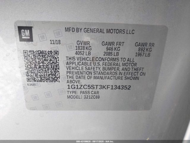 2019 CHEVROLET MALIBU 1G1ZC5ST3KF134352 Photo 8