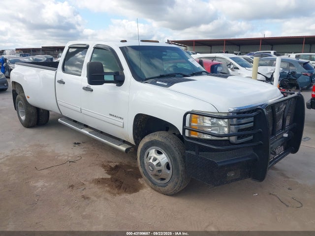 2011 Chevrolet Silverado 3500hd Lt მანქანა იყიდება აუქციონზე, vin: 1GC4K0C84BF145927, აუქციონის ნომერი: 43199687