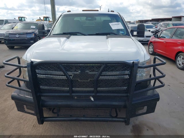 2011 Chevrolet Silverado 3500hd Lt მანქანა იყიდება აუქციონზე, vin: 1GC4K0C84BF145927, აუქციონის ნომერი: 43199687