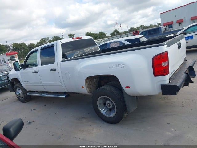 2011 Chevrolet Silverado 3500hd Lt მანქანა იყიდება აუქციონზე, vin: 1GC4K0C84BF145927, აუქციონის ნომერი: 43199687