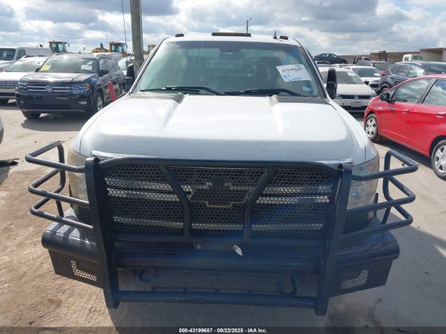 2011 Chevrolet Silverado 3500hd Lt მანქანა იყიდება აუქციონზე, vin: 1GC4K0C84BF145927, აუქციონის ნომერი: 43199687