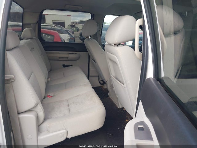 2011 Chevrolet Silverado 3500hd Lt მანქანა იყიდება აუქციონზე, vin: 1GC4K0C84BF145927, აუქციონის ნომერი: 43199687