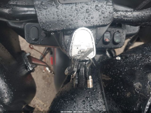 2013 HARLEY-DAVIDSON FLTRX 1HD1KHM19DB647795 Photo 10