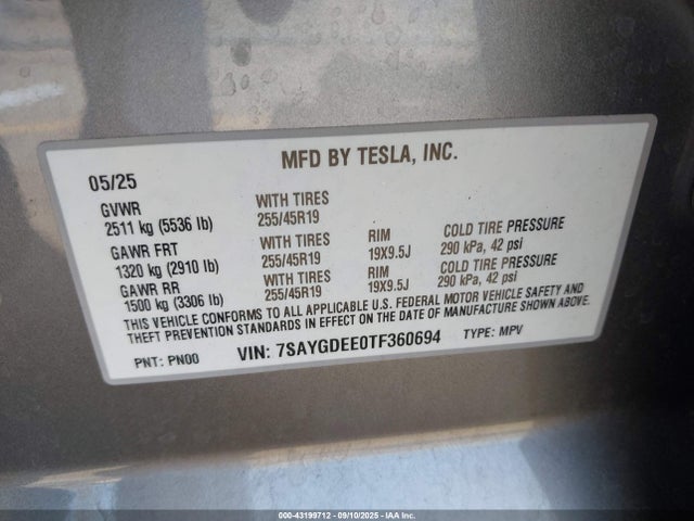 2026 TESLA MODEL Y 7SAYGDEE0TF360694 Photo 8