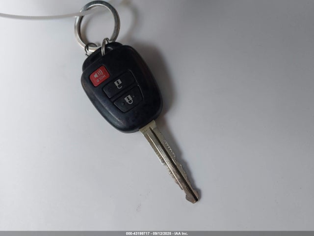 Toyota 2tr-fe 2022 3TYRX5GN7NT061243 Image 11
