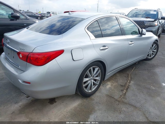 JN1BV7APXEM673590 Infiniti 2014