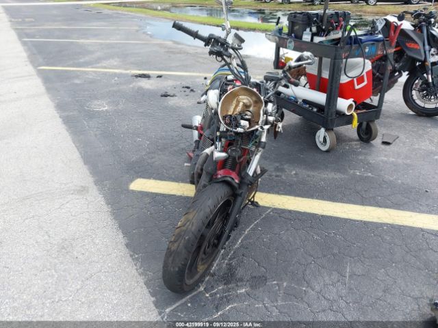 2013 TRIUMPH MOTORCYCLE BONNEVILLE SMT900K18DT590760 Photo 4