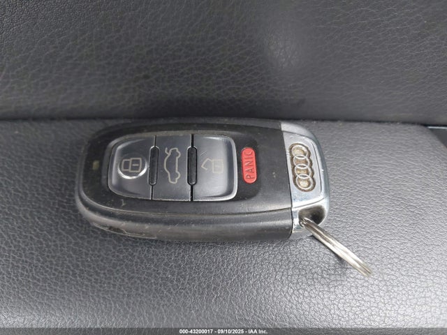 2010 AUDI A5 WAULFAFH6AN025260 Photo 10