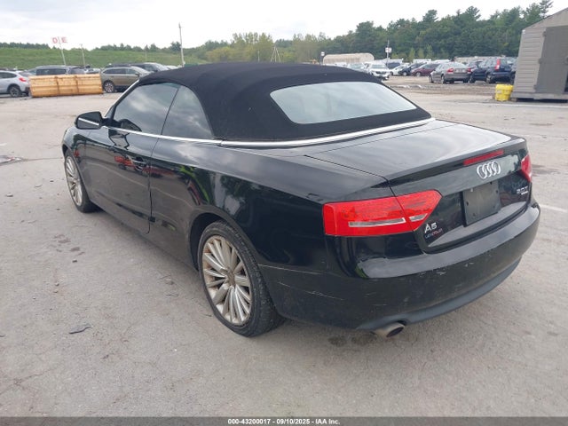 2010 AUDI A5 WAULFAFH6AN025260 Photo 2
