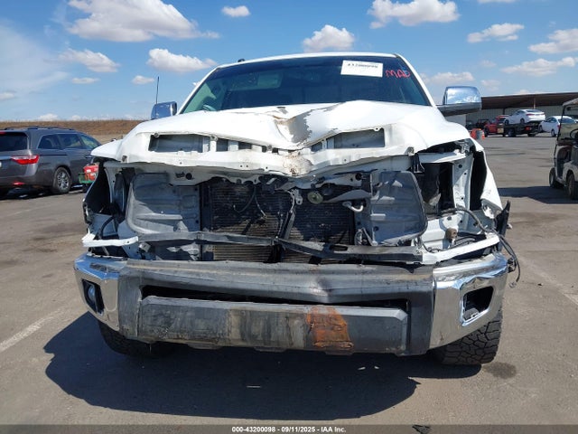 5TFRM5F13FX088454 Toyota Tundra Sr5 4.6l V8