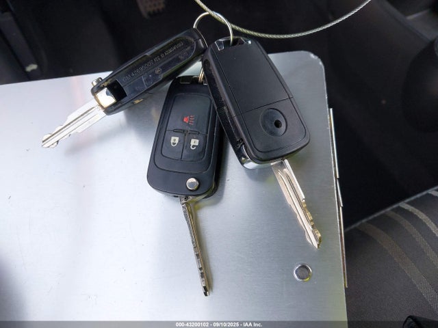 Chevrolet ll0 2014 KL8CC6S94EC539349 Image 11
