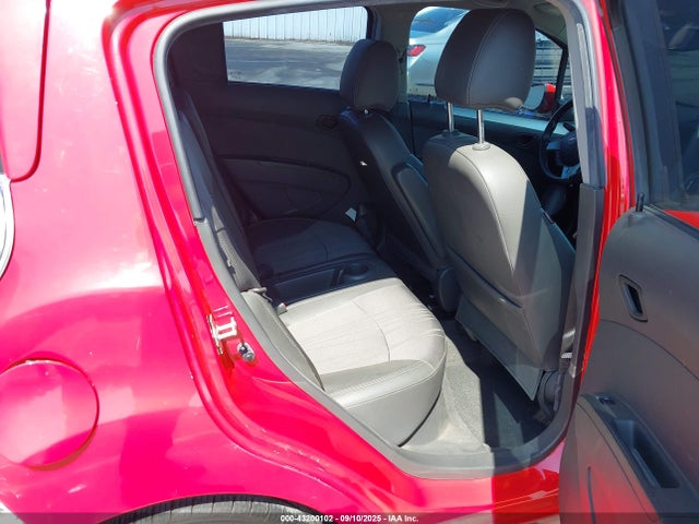 Chevrolet ll0 2014 KL8CC6S94EC539349 Image 8