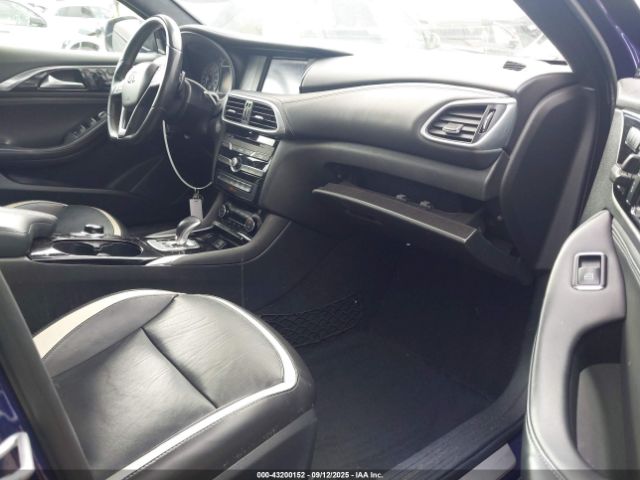2018 INFINITI QX30 SJKCH5CP0JA054919 Photo 4