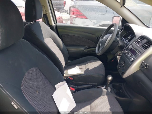 3N1CN7APXGL868607 Nissan 2016