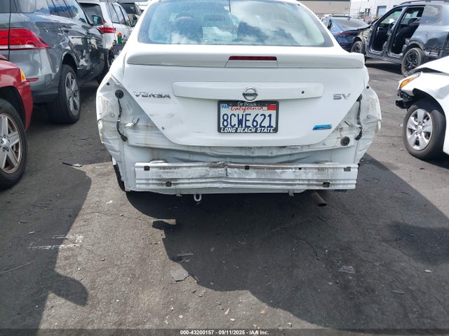 3N1CN7APXGL868607 Nissan 2016