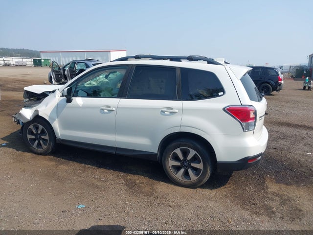 Subaru naturally aspirated u5 2017 JF2SJAEC8HH806648 Image 3