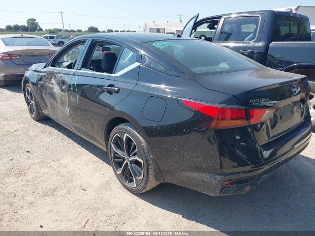 1N4BL4CW9RN305140 Nissan 2024