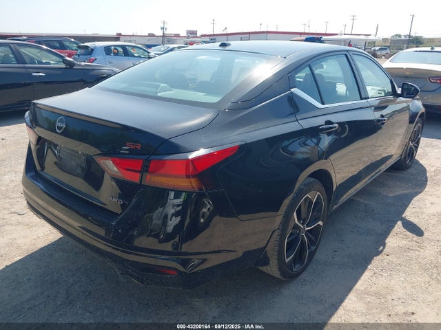 1N4BL4CW9RN305140 Nissan 2024