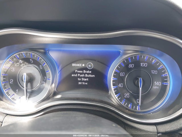 Chrysler 2019 2019 2C3CCABG9KH693710 Image 7