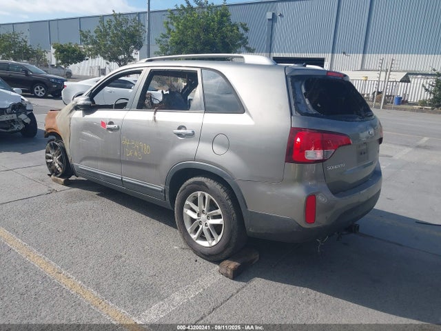 5XYKT4A68EG512083 KIA SORENTO LX