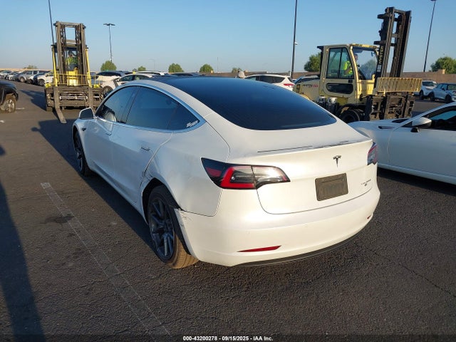 2020 TESLA MODEL 3 5YJ3E1EB8LF741615 Photo 2