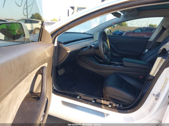 2020 TESLA MODEL 3 5YJ3E1EB8LF741615 Photo 4