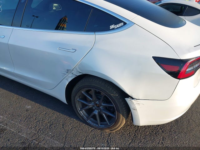 2020 TESLA MODEL 3 5YJ3E1EB8LF741615 Photo 5
