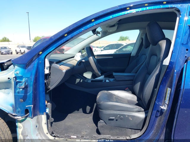 2023 TESLA MODEL Y 7SAYGDEE4PF915393 Photo 4