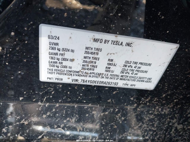 2024 TESLA MODEL Y 7SAYGDEE0RA263193 Photo 8