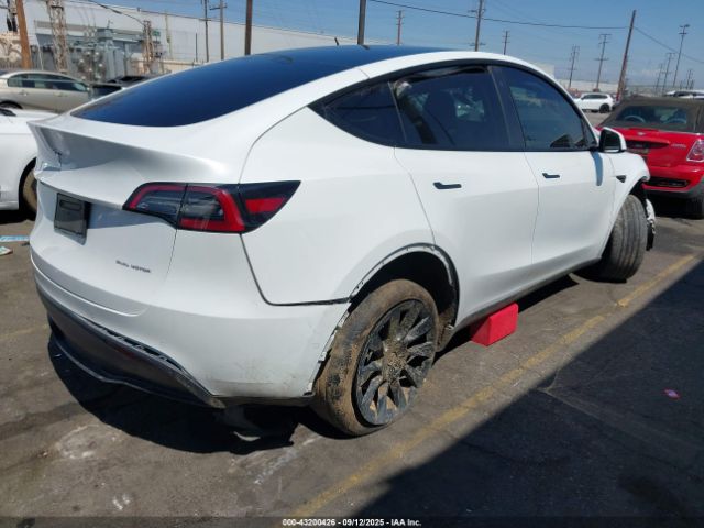 2021 TESLA MODEL Y 5YJYGAEEXMF158832 Photo 3