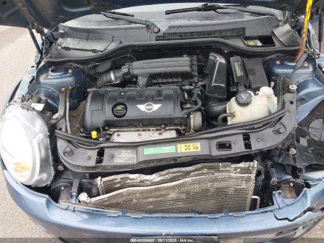 2010 MINI COOPER CLUBMAN WMWML3C55ATX51447 Photo 9