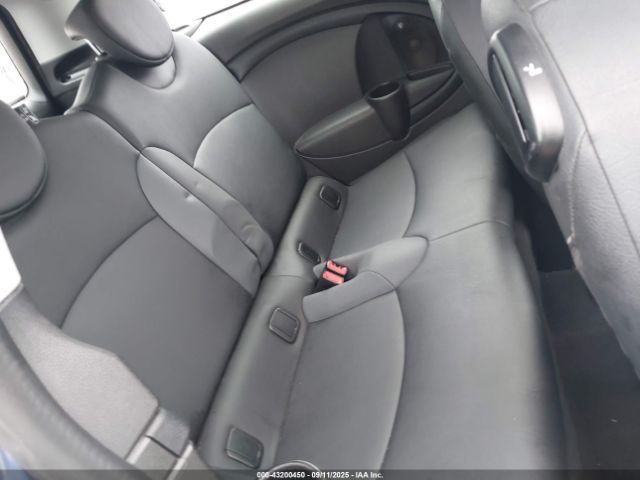 2010 MINI COOPER CLUBMAN WMWML3C55ATX51447 Photo 7