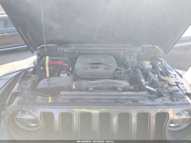 1C4HJXFN8LW311205 Jeep 2020