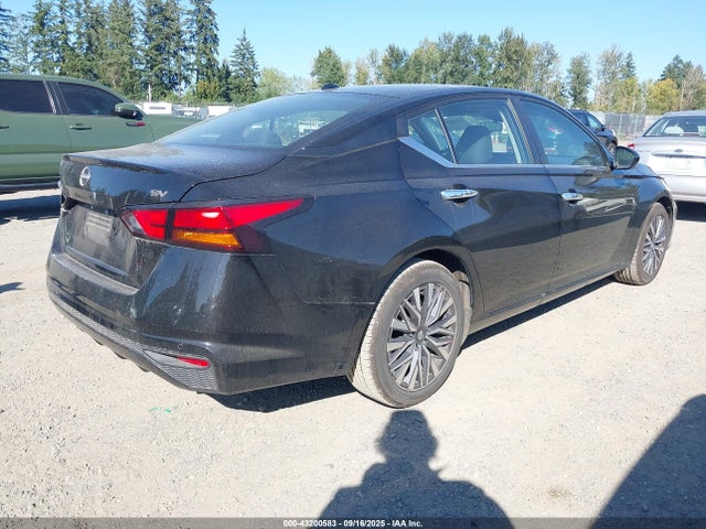 Nissan 2023 2023 1N4BL4DVXPN357248 Image 4