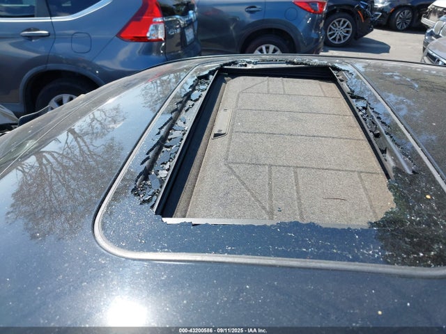 Infiniti 2019 2019 JN1EV7APXKM516375 Image 17