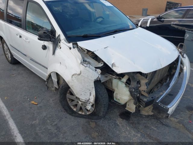 2014 CHRYSLER TOWN & COUNTRY 2C4RC1BG7ER435819 Photo 5
