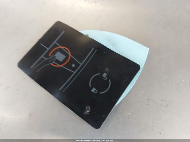 2022 TESLA MODEL 3 5YJ3E1EB0NF143943 Photo 10