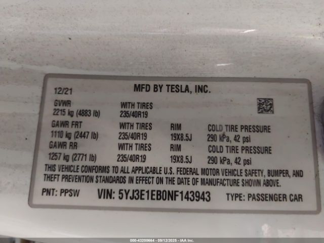 2022 TESLA MODEL 3 5YJ3E1EB0NF143943 Photo 8