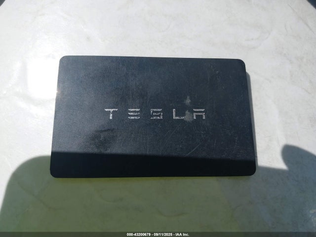 2021 TESLA MODEL Y 5YJYGAEE6MF149934 Photo 10
