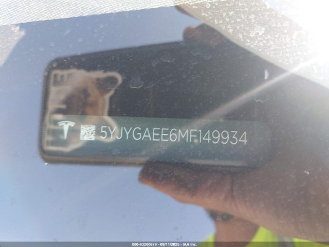 2021 TESLA MODEL Y 5YJYGAEE6MF149934 Photo 8