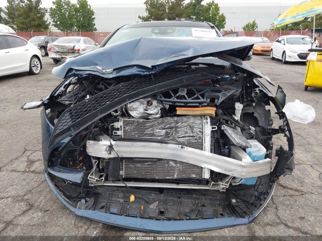 W1K5J4GB9PN337125 Mercedes-Benz m260