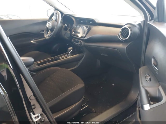 Nissan 2021 2021 3N1CP5CVXML471792 Image 5